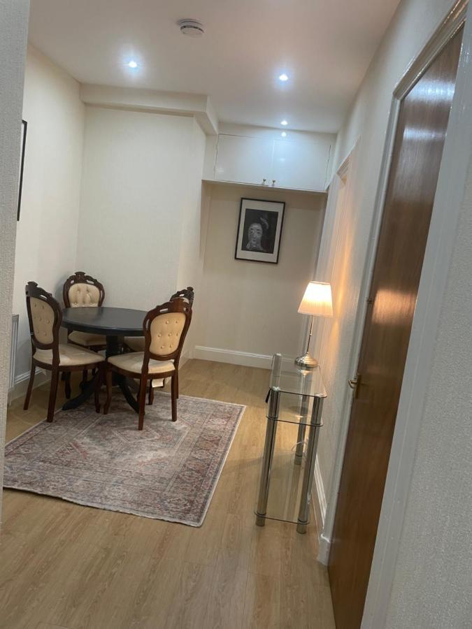 Fantastic Location 10 Mins To Princes Street- 15 To Royal Mile- Main Door-Patio Edinburgh Dış mekan fotoğraf
