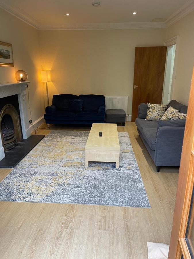 Fantastic Location 10 Mins To Princes Street- 15 To Royal Mile- Main Door-Patio Edinburgh Dış mekan fotoğraf